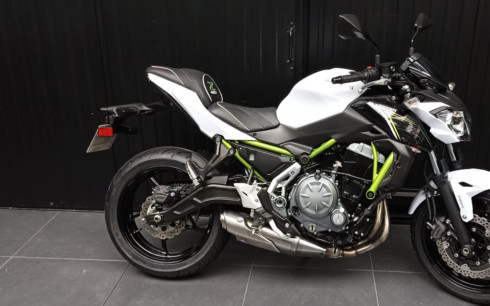 KAWASAKI Z650 - Z650 