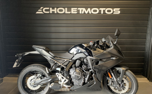 SUZUKI GSX-8R