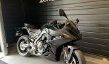 SUZUKI GSX-8R