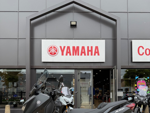 YAMAHA XMAX 300 Tech Max