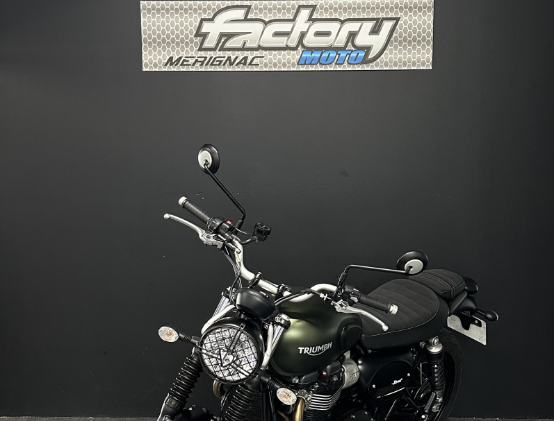 TRIUMPH STREET SCRAMBLER  900