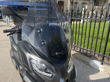 PIAGGIO MP3 530 HPE EXCLUSIVE
