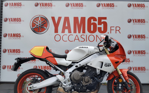 YAMAHA XSR 900 GP
