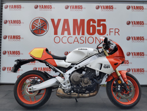 YAMAHA XSR 900 GP