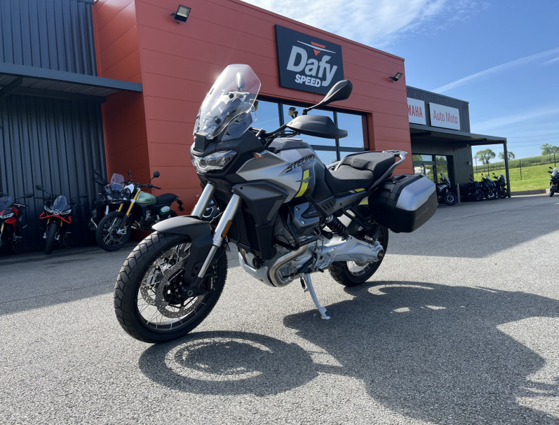 MOTO GUZZI STELVIO