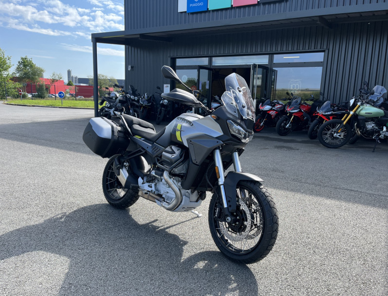 MOTO GUZZI STELVIO