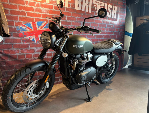 TRIUMPH SCRAMBLER 900