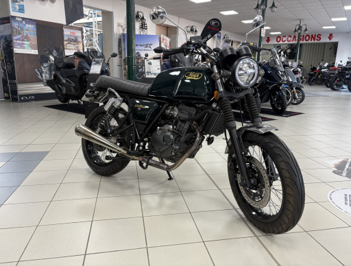 MASH BLACK SEVEN 125