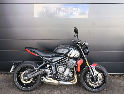 TRIUMPH TRIDENT 660