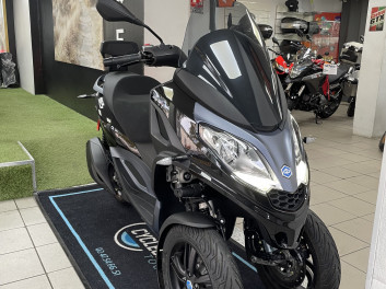 Piaggio MP3 300 HPE – 4999 € – 2329 km – Financement possible 36x 139euros ! 