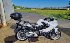BMW F 800 GT