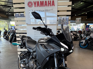 YAMAHA TRACER 7