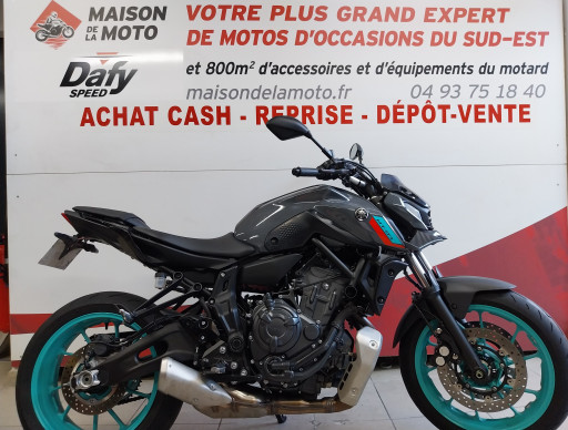 YAMAHA MT 07 Bridée A2