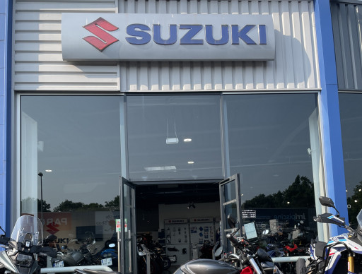 SUZUKI GLADIUS 650
