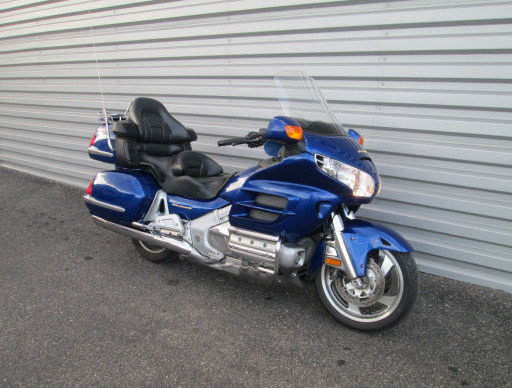 HONDA GL1800 GOLDWING