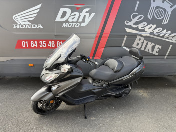 SUZUKI BURGMAN 650 EXECUTIVE