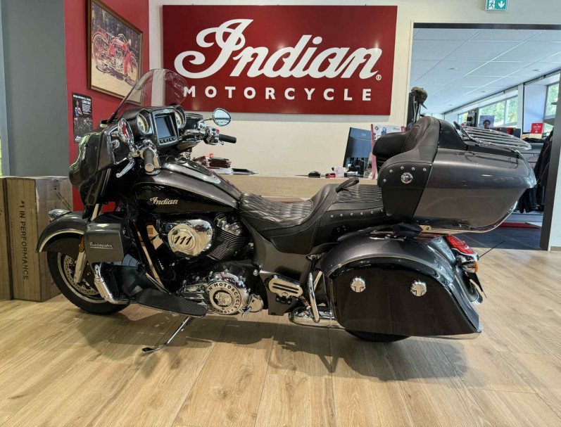 INDIAN ROADMASTER 1800 cm3 111 ci garantie 12 mois