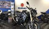 SUZUKI GSR 750