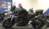 SUZUKI GSR 750