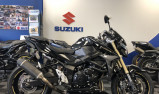 SUZUKI GSR 750