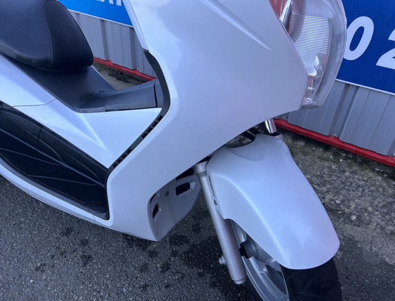 HONDA S-WING 125