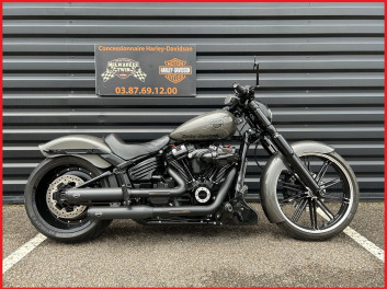HARLEY-DAVIDSON SOFTAIL BREAKOUT 1868