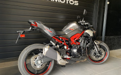 KAWASAKI Z 900