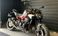 KAWASAKI Z 900