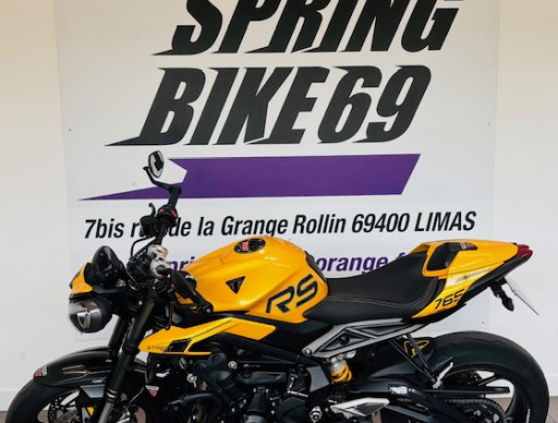 TRIUMPH STREET TRIPLE 765 RS
