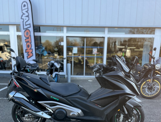 KYMCO AK 550