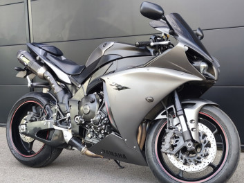 YAMAHA YZF 1000 R1 CROSS PLANE ABS / TCS 2013