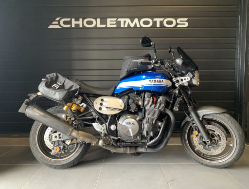 YAMAHA XJR 1300