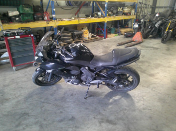 KAWASAKI ER-6 ACCIDENTE RSV N°22310