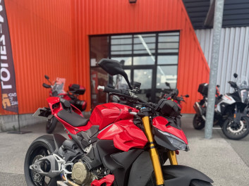 DUCATI STREETFIGHTER V4S + Demi Ligne Akrapovic