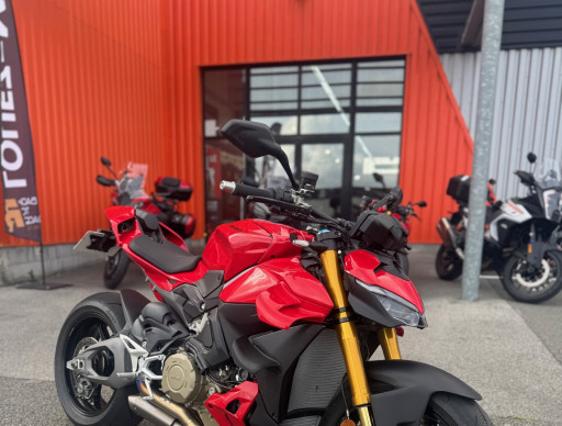 DUCATI STREETFIGHTER V4S + Demi Ligne Akrapovic