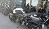 TRIUMPH TRIDENT 660