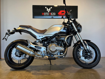 QJ MOTOR SRV 550 SCRAMBLER