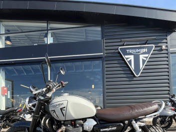 TRIUMPH SCRAMBLER 1200