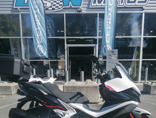 KYMCO XCITING 400TCR 2023 pour 110.54€/mois chez DSN MOTOS 33
