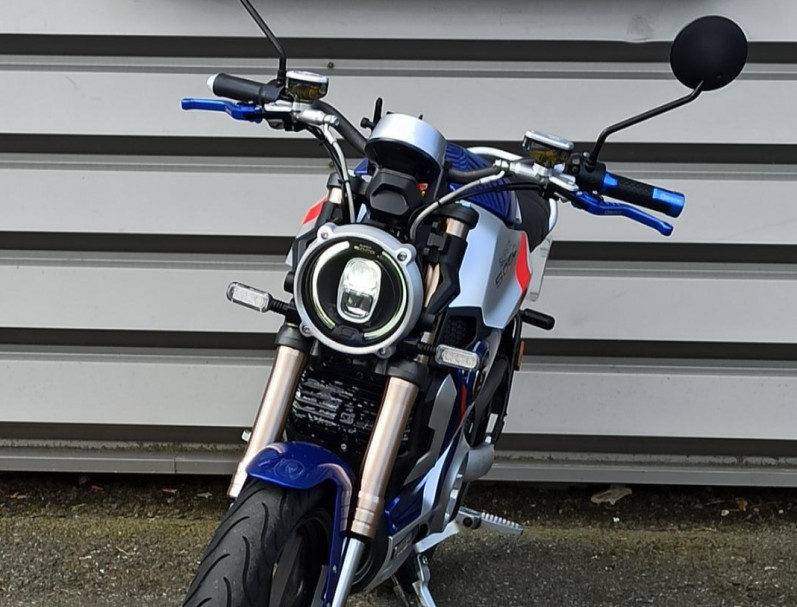 MOTO 125 SUPER SOCO TC MAX PRO