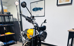 TRIUMPH SCRAMBLER 900