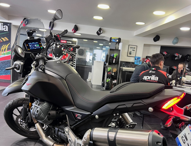 MOTO GUZZI V85 TT 850 STRADA