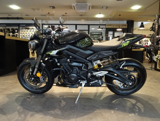 TRIUMPH STREET TRIPLE 765 RS