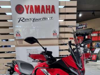 YAMAHA TRACER 7