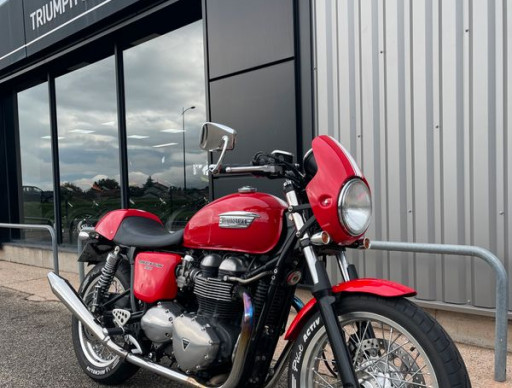 TRIUMPH THRUXTON 900 EFI