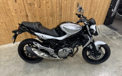 SUZUKI GLADIUS 650