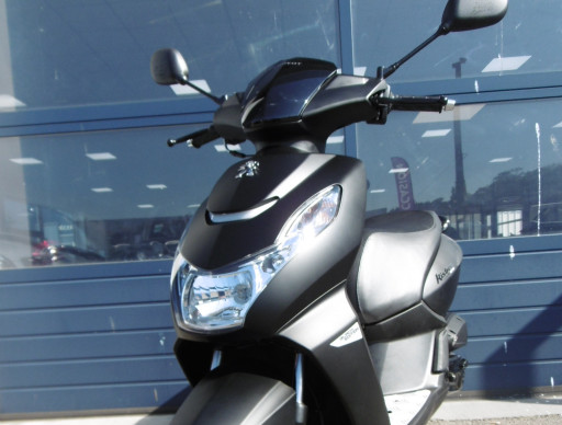 SCOOTER PEUGEOT KISBEE black edition neuf
