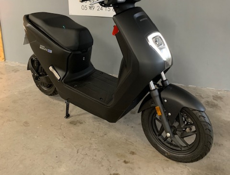 HONDA EM1 e