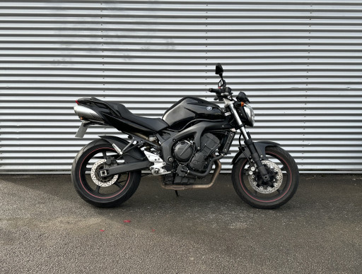 YAMAHA FZ6 S2