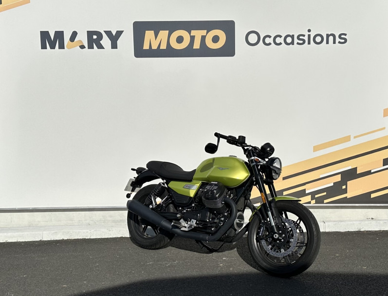 MOTO GUZZI V7 SPORT 